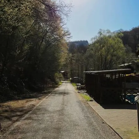 Idyllisch Mitten Im Wald Apartamento *