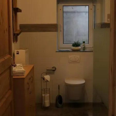 Apartamento Idyllisch Mitten Im Wald Hahnen